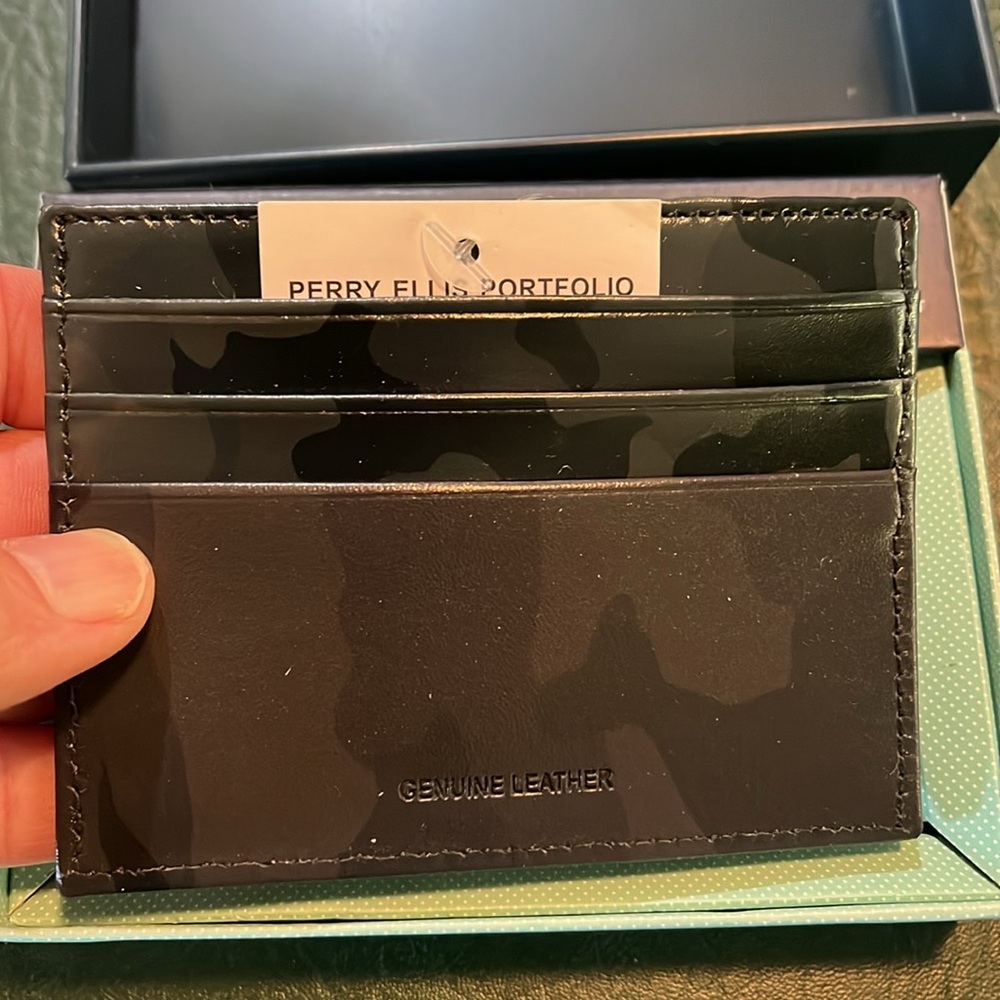 Perry Ellis Card Case Wallet Camo